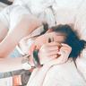 女子被未拴绳狗扑倒致骨折获赔17万